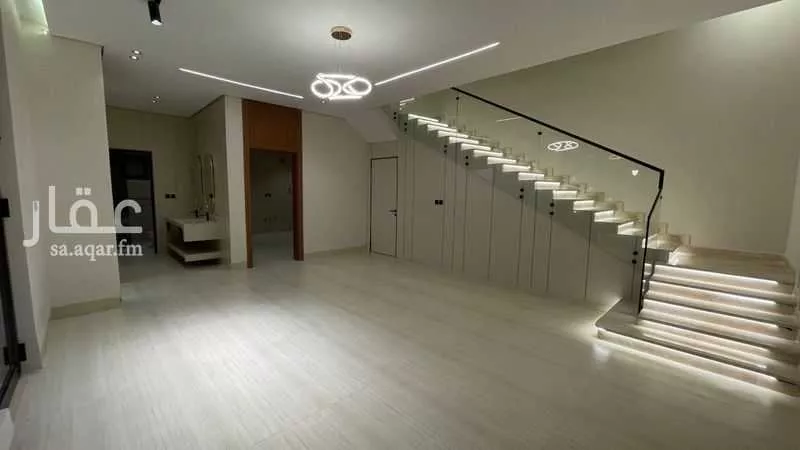 5 bedroom villa in Ash Sharq 4