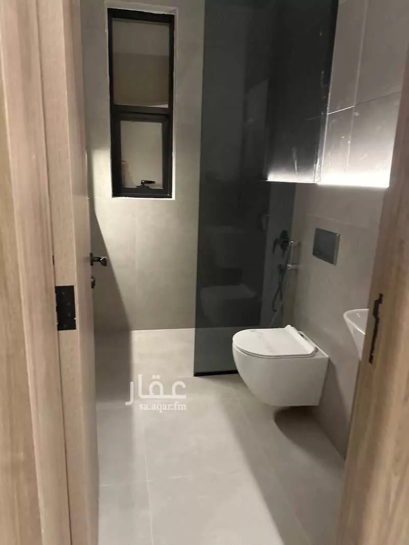 فيلا 4 غرف في الفنار 13