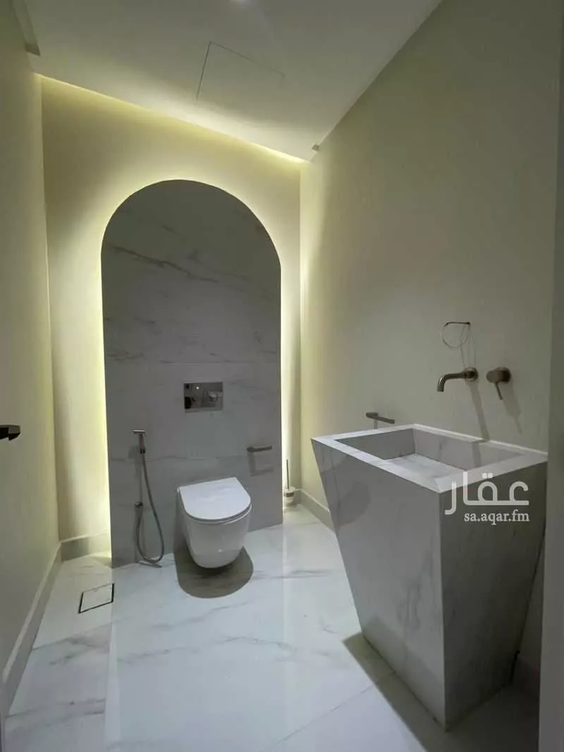 7 bedroom villa in Al Nahda 8