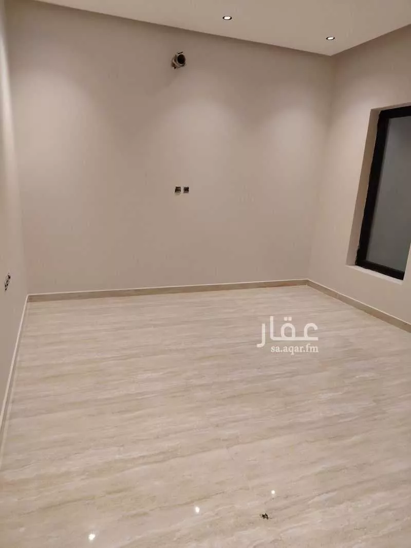 فيلا 6 غرف في ضاحية الملك فهد 9