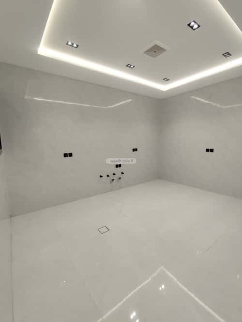 6 bedroom apartment in Al Sharayea 9