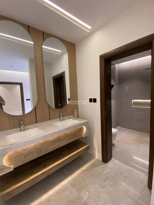 8 bedroom villa in Al Ukayshiyyah 4