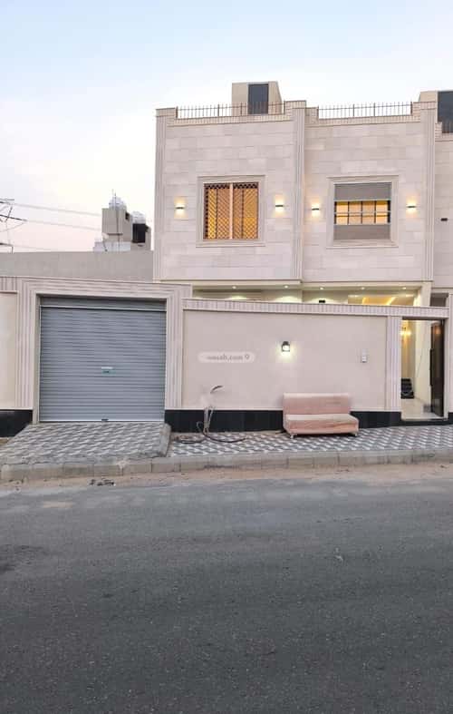 6 bedroom villa in Al Ukayshiyyah 4
