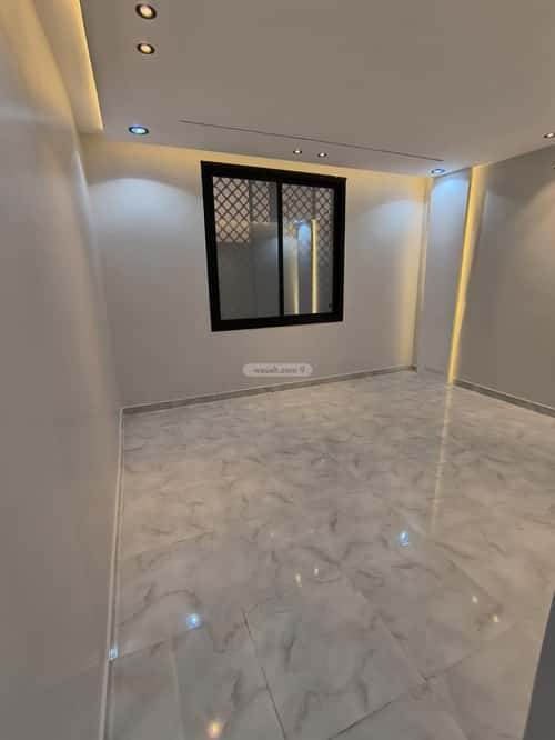 6 bedroom villa in Al Ukayshiyyah 3