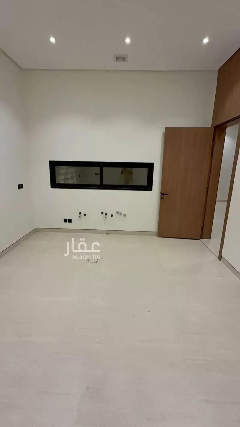 6 bedroom villa in Ash Shulah 12