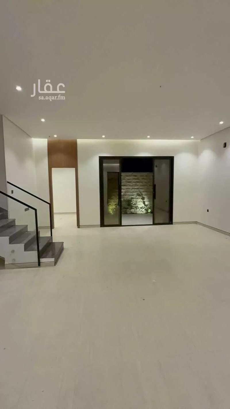 6 bedroom villa in Ash Shulah 15