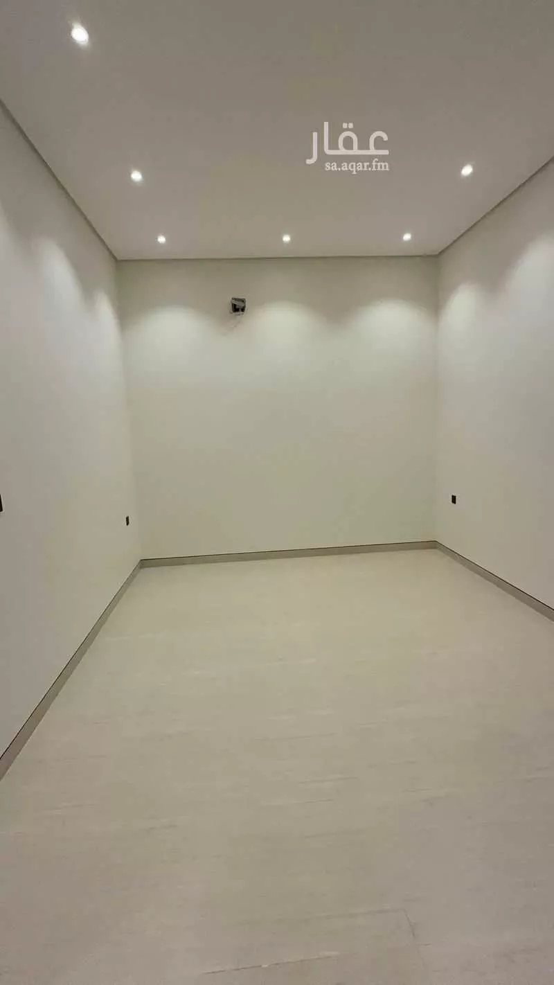6 bedroom villa in Ash Shulah 7