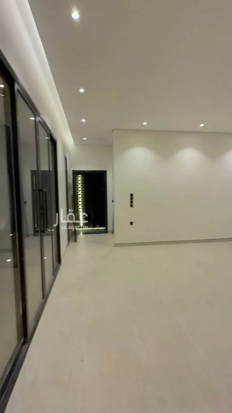 6 bedroom villa in Ash Shulah 8