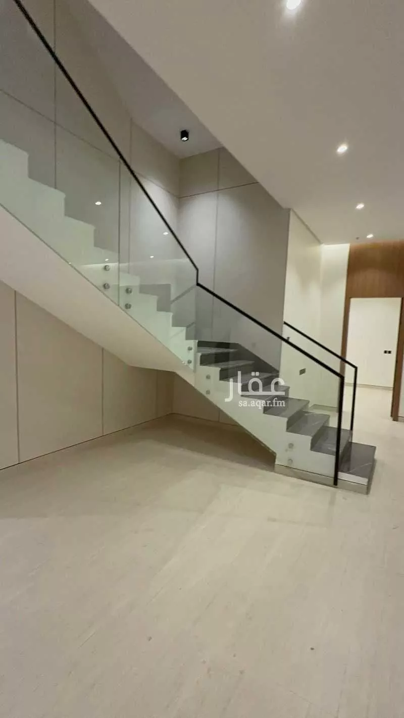 6 bedroom villa in Ash Shulah 10