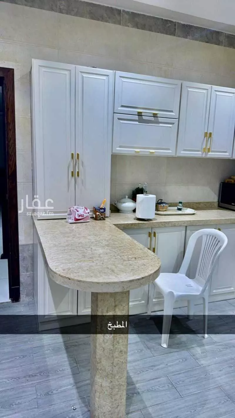 فيلا 9 غرف في الفرسان 2