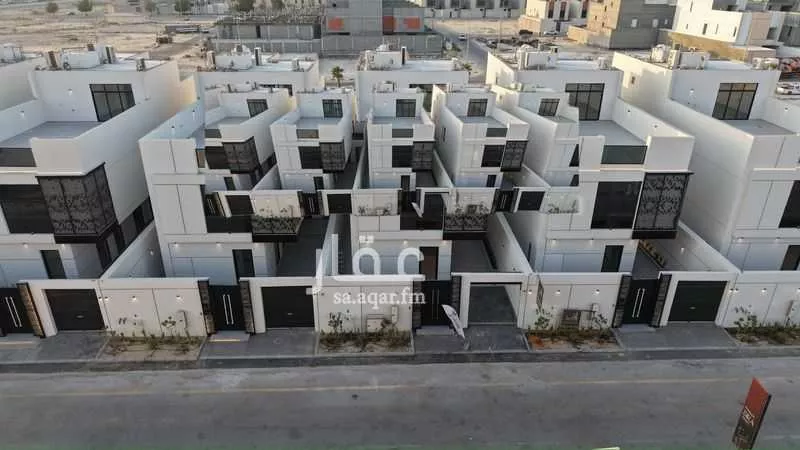 9 bedroom villa in Ash Shulah 18