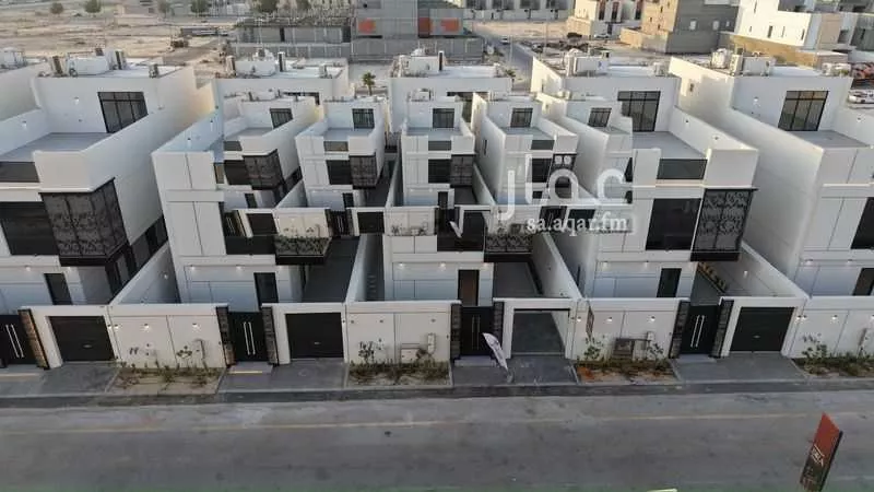 9 bedroom villa in Ash Shulah 7