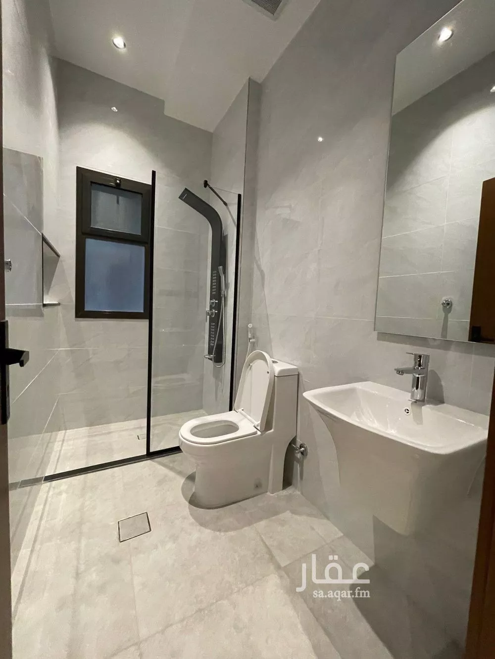 6 bedroom apartment in Al Fayha 8