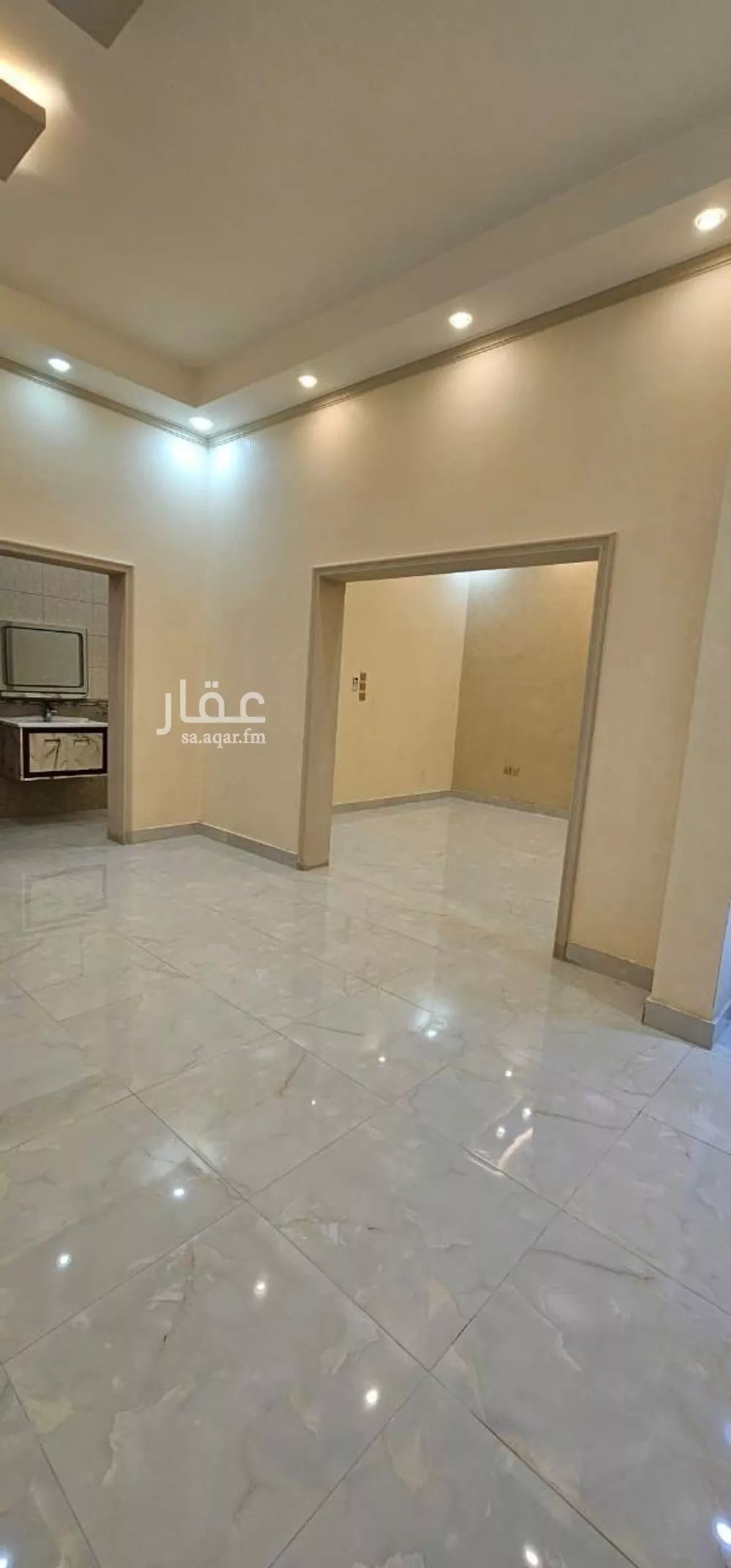 4 bedroom apartment in Al Rabwa 5