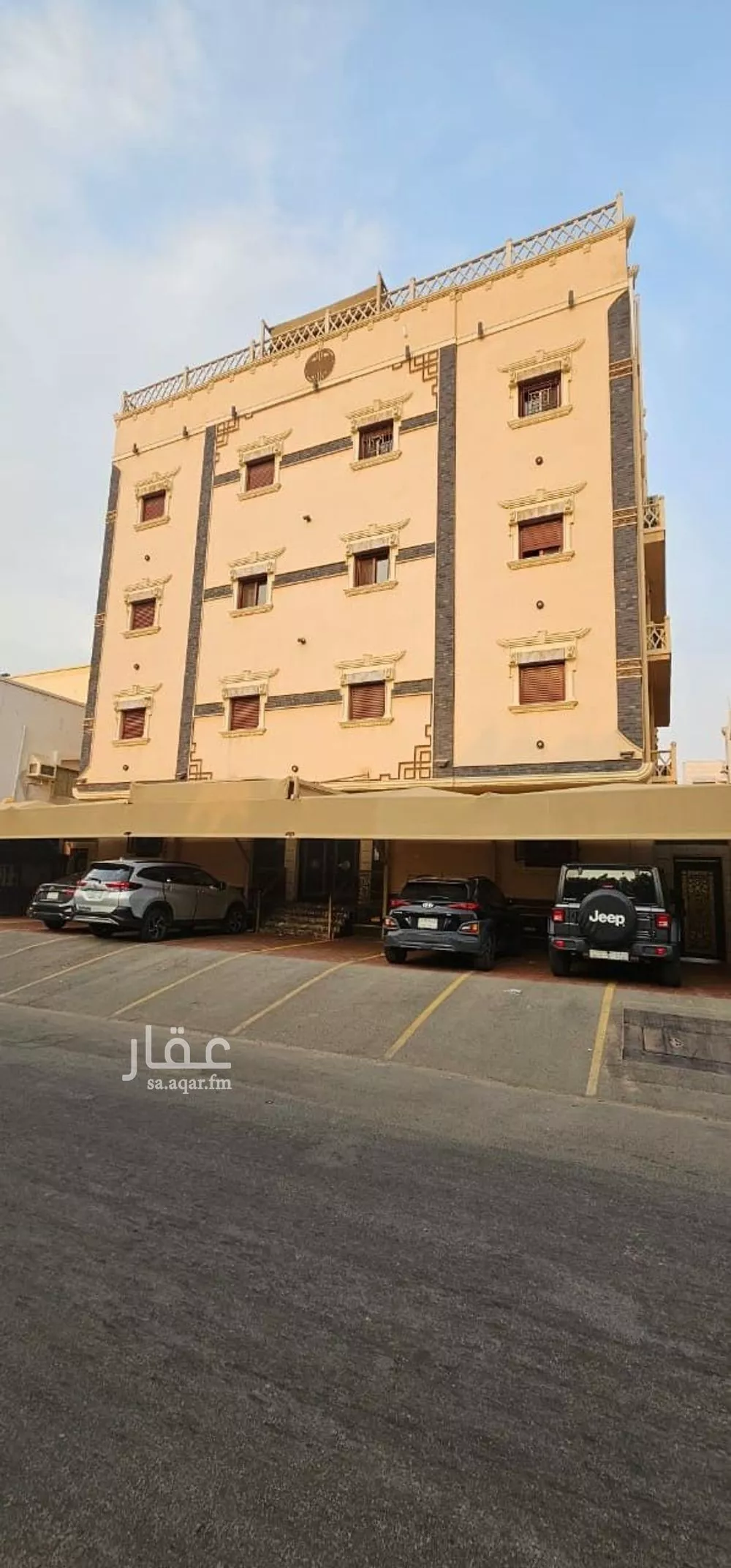 4 bedroom apartment in Al Rabwa 6