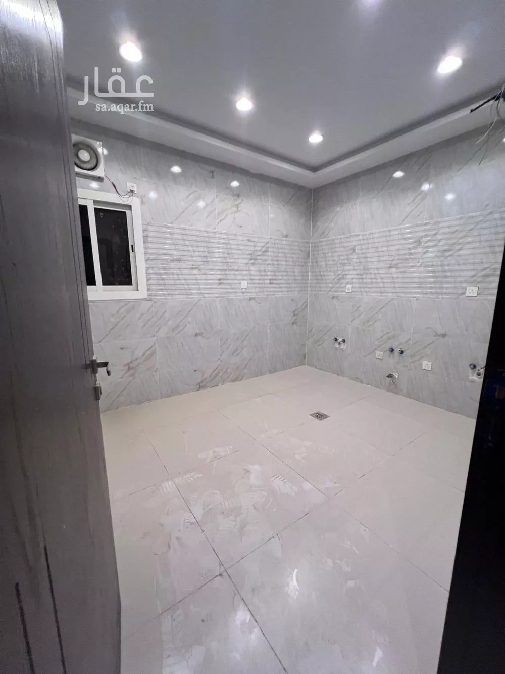 4 bedroom apartment in Al Wahah 6