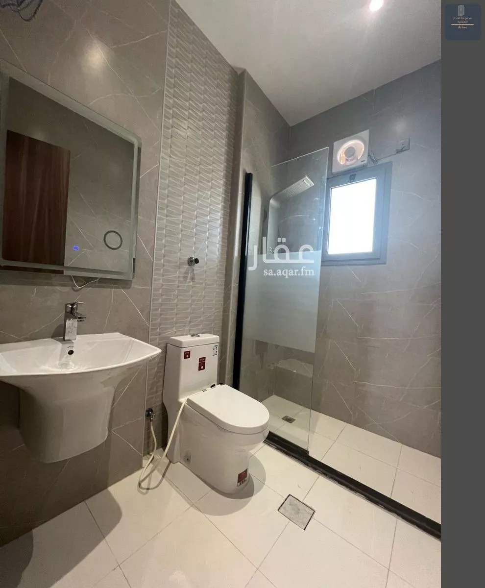 5 bedroom apartment in Al Safa 13