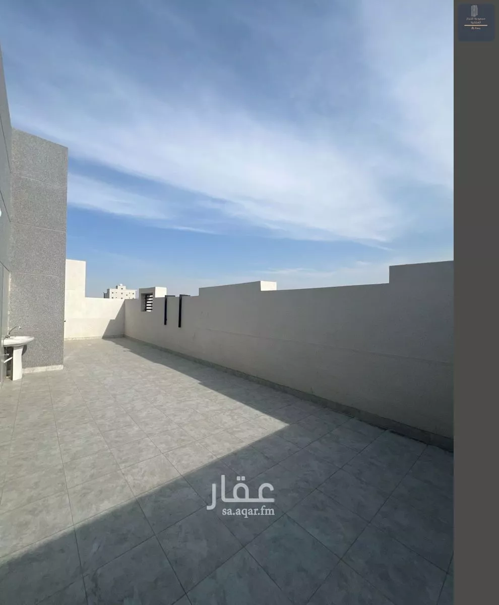 5 bedroom apartment in Al Safa 15