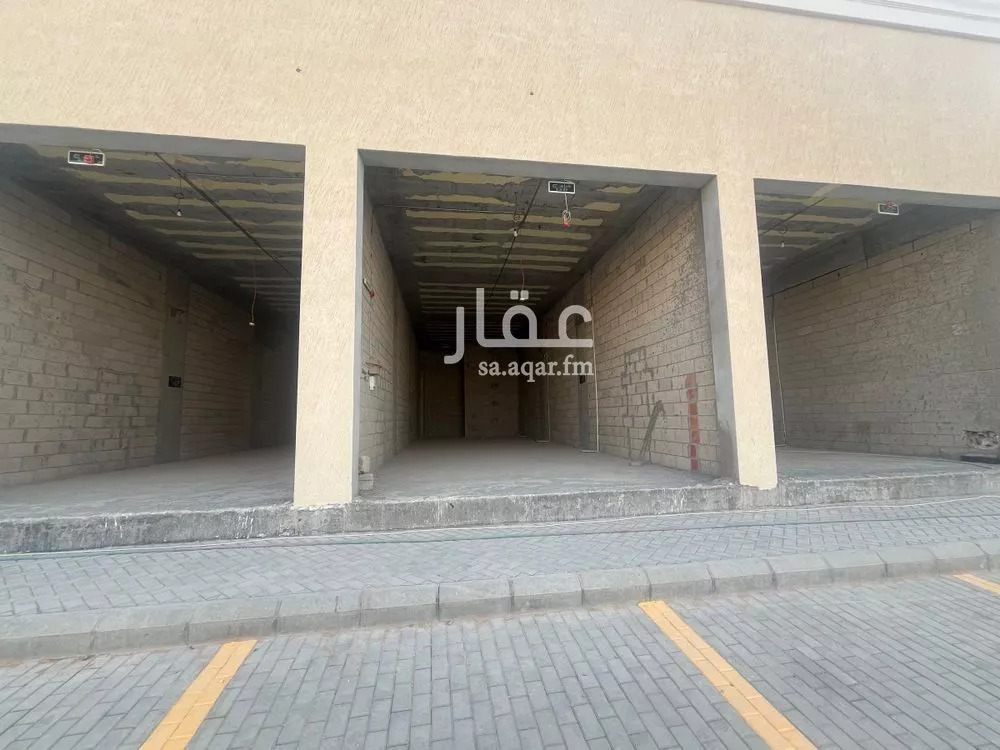 shop in Al Narjis, Riyadh 4