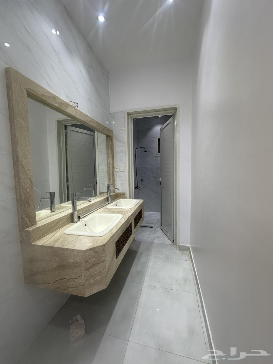 4 bedroom villa in Ishbiliyah, Riyadh 4