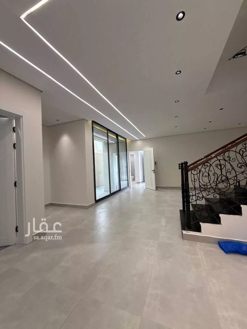 7 bedroom villa in Dahiat King Fahd 2