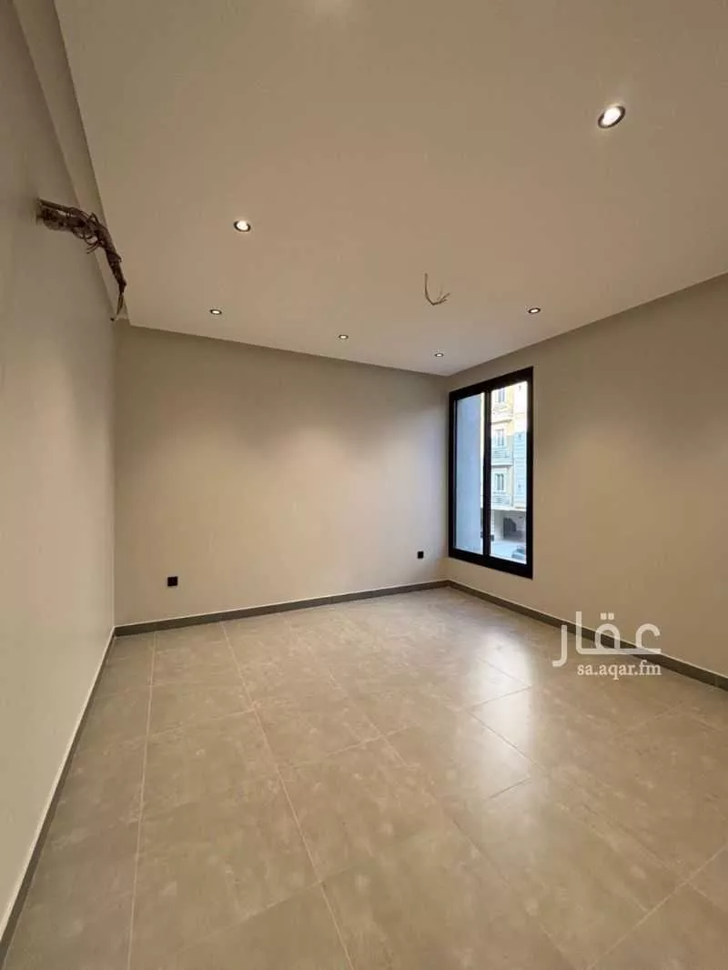 5 bedroom apartment in Muraykh 13