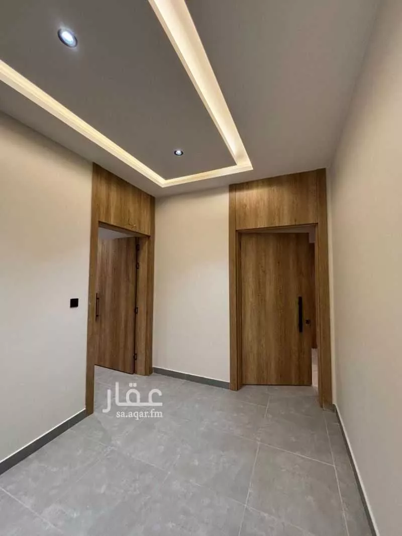 5 bedroom apartment in Muraykh 3