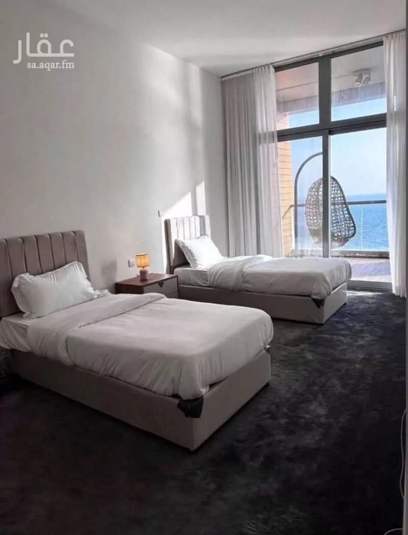 4 bedroom apartment in Al Shati 8