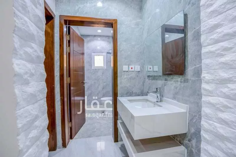 شقة 5 غرف في طيبة 19