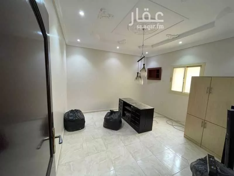 3 bedroom apartment in Al Manar 4