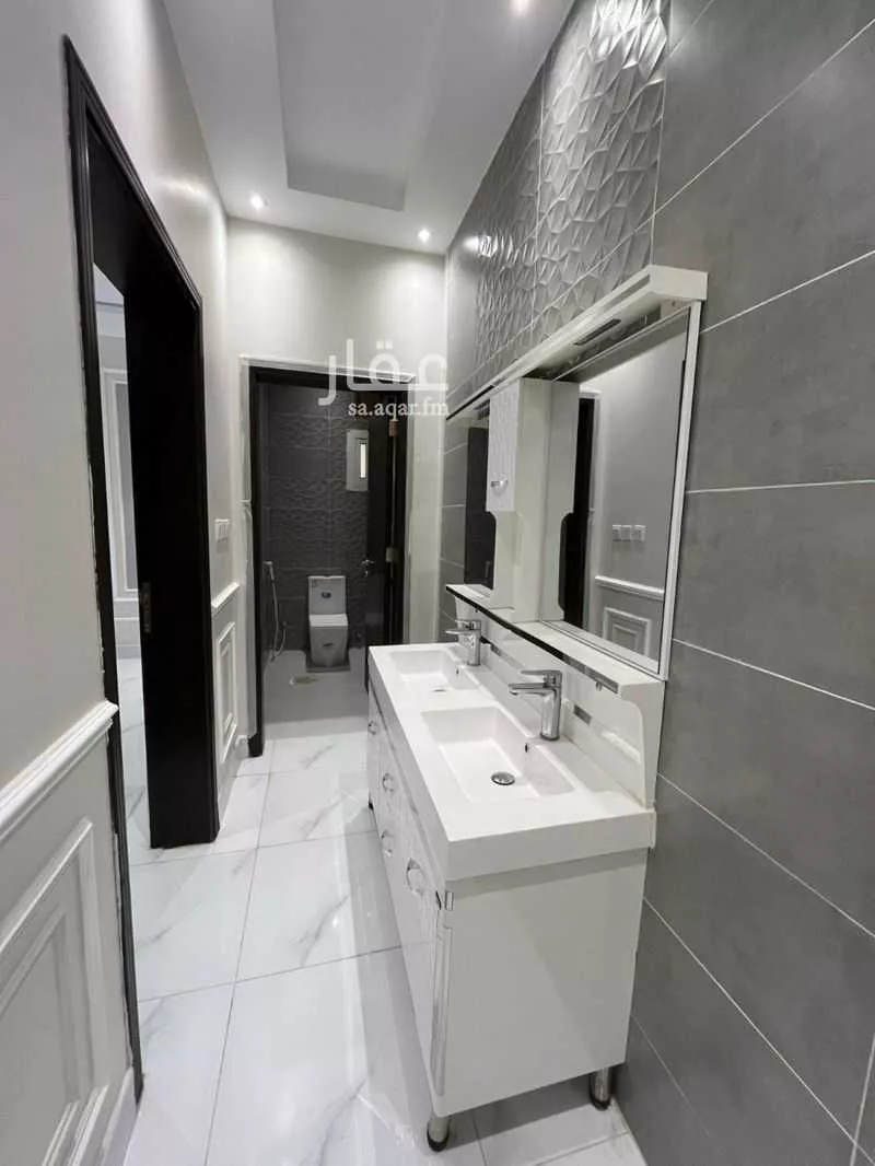 5 bedroom apartment in Al Sawari 8