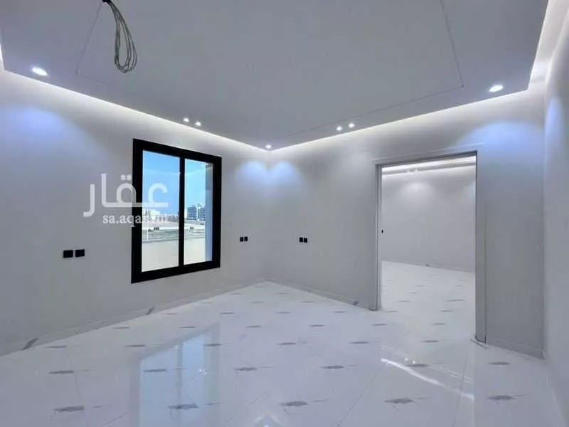 5 bedroom apartment in Taibah 4