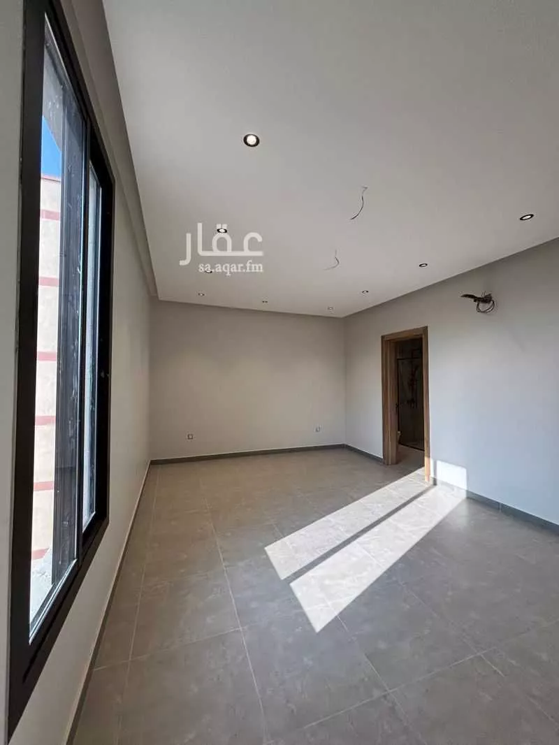 4 bedroom apartment in Muraykh 11