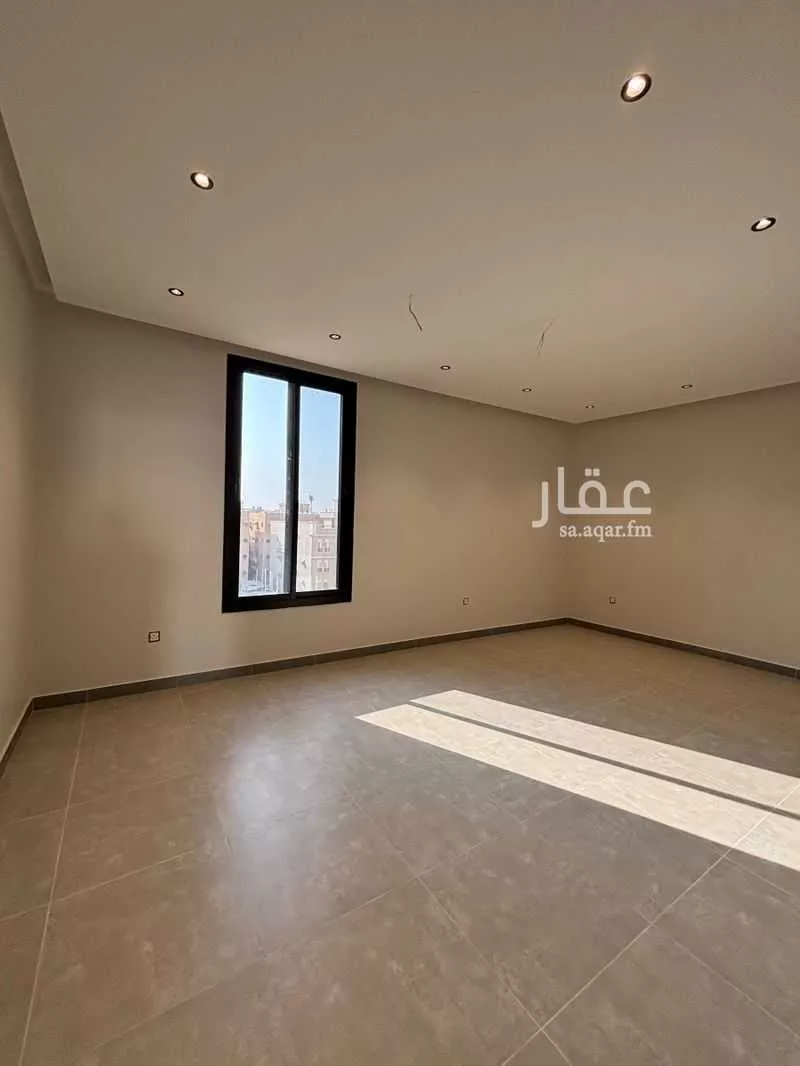4 bedroom apartment in Muraykh 12