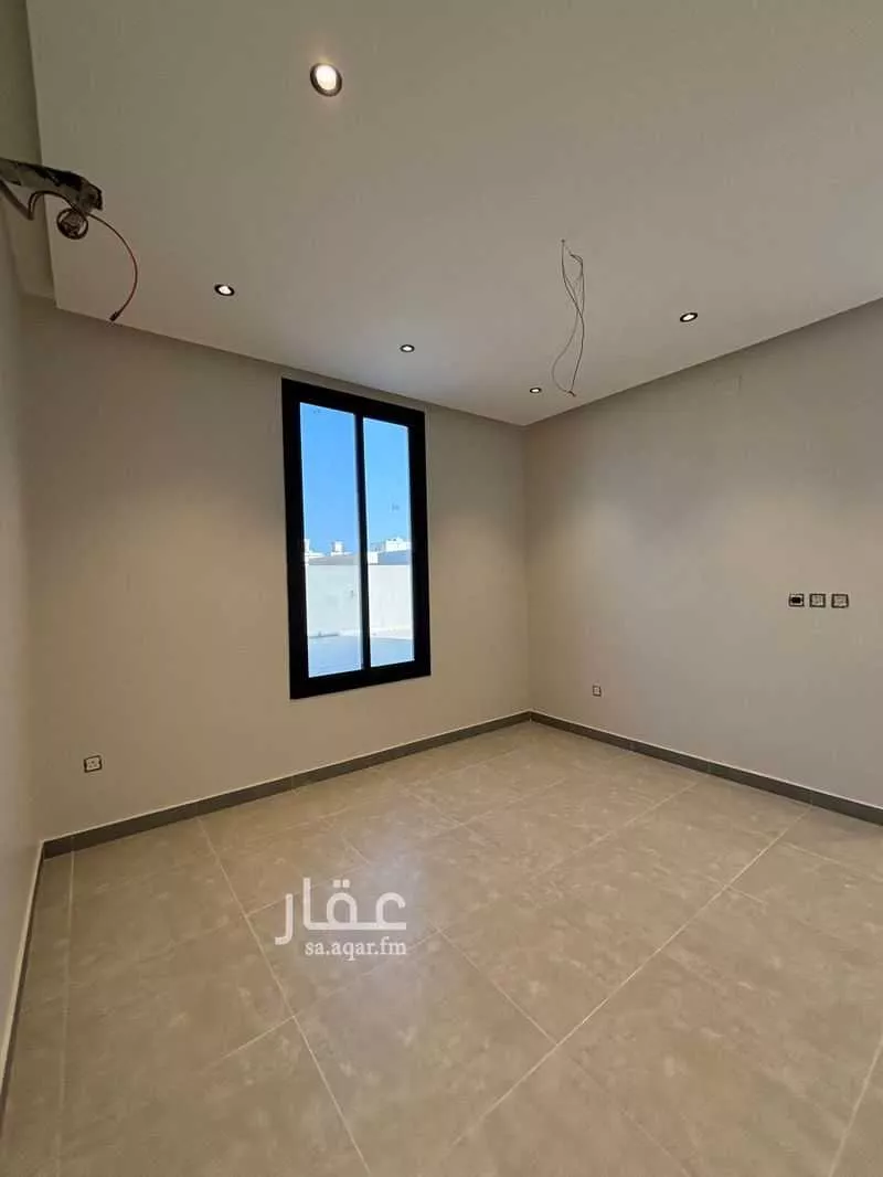 4 bedroom apartment in Muraykh 3