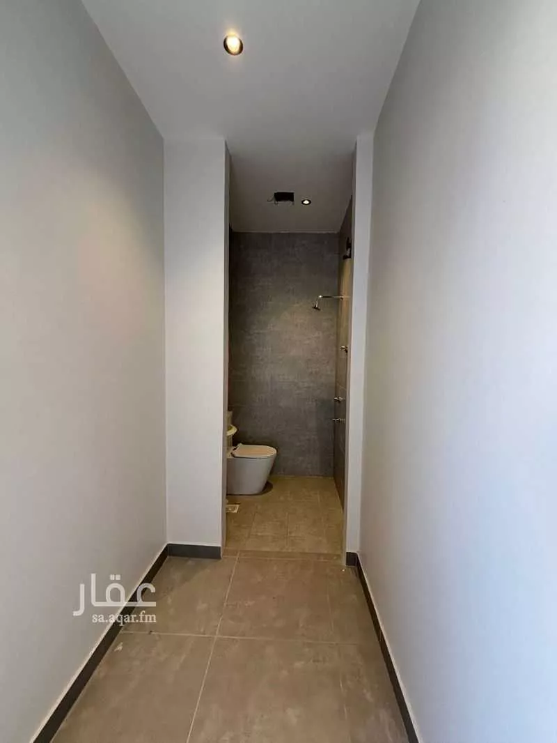 4 bedroom apartment in Muraykh 7