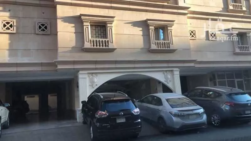 5 bedroom apartment in Al Zahra 11