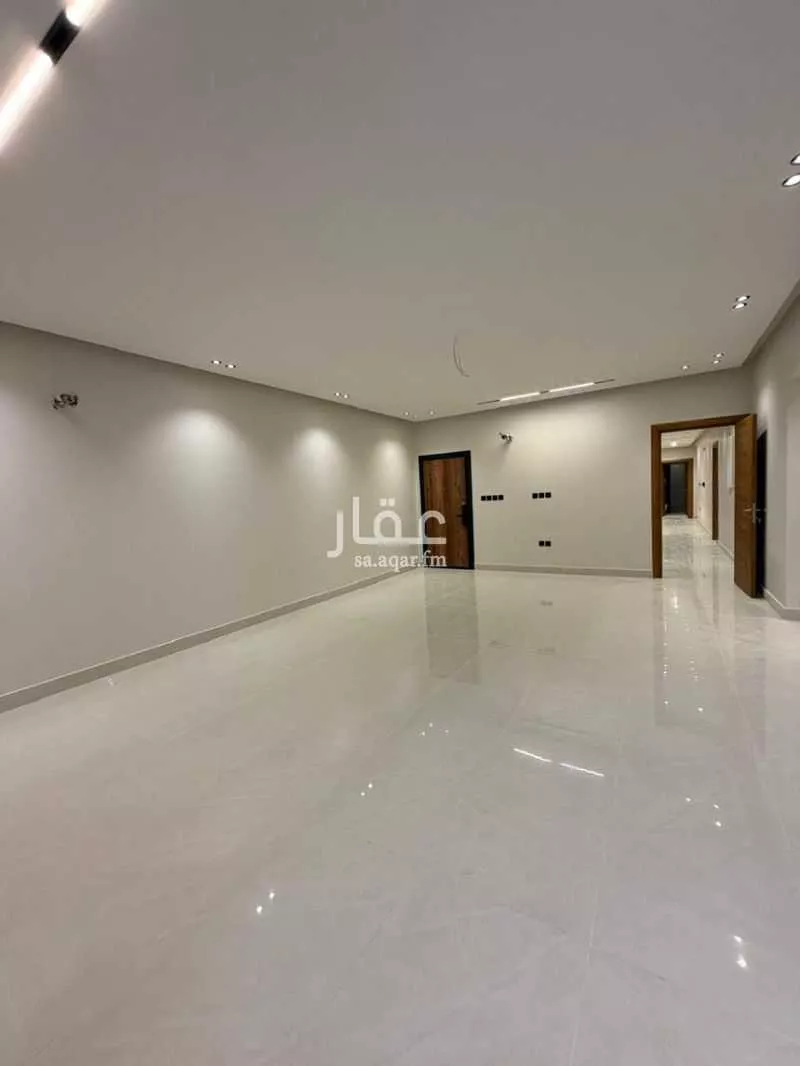 6 bedroom apartment in Al Safa 3