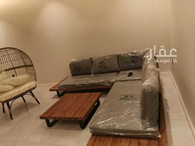 شقة 6 غرف في طيبة 7