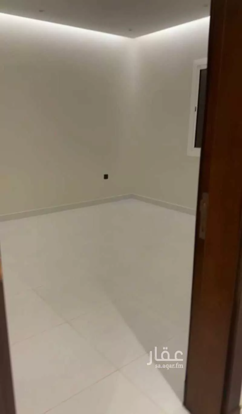 شقة 4 غرف في طيبة 8