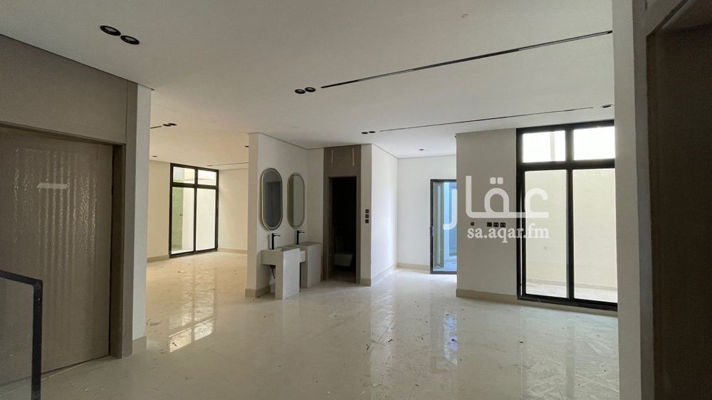 5 bedroom villa in Ash Sharq, Eastern Province 2