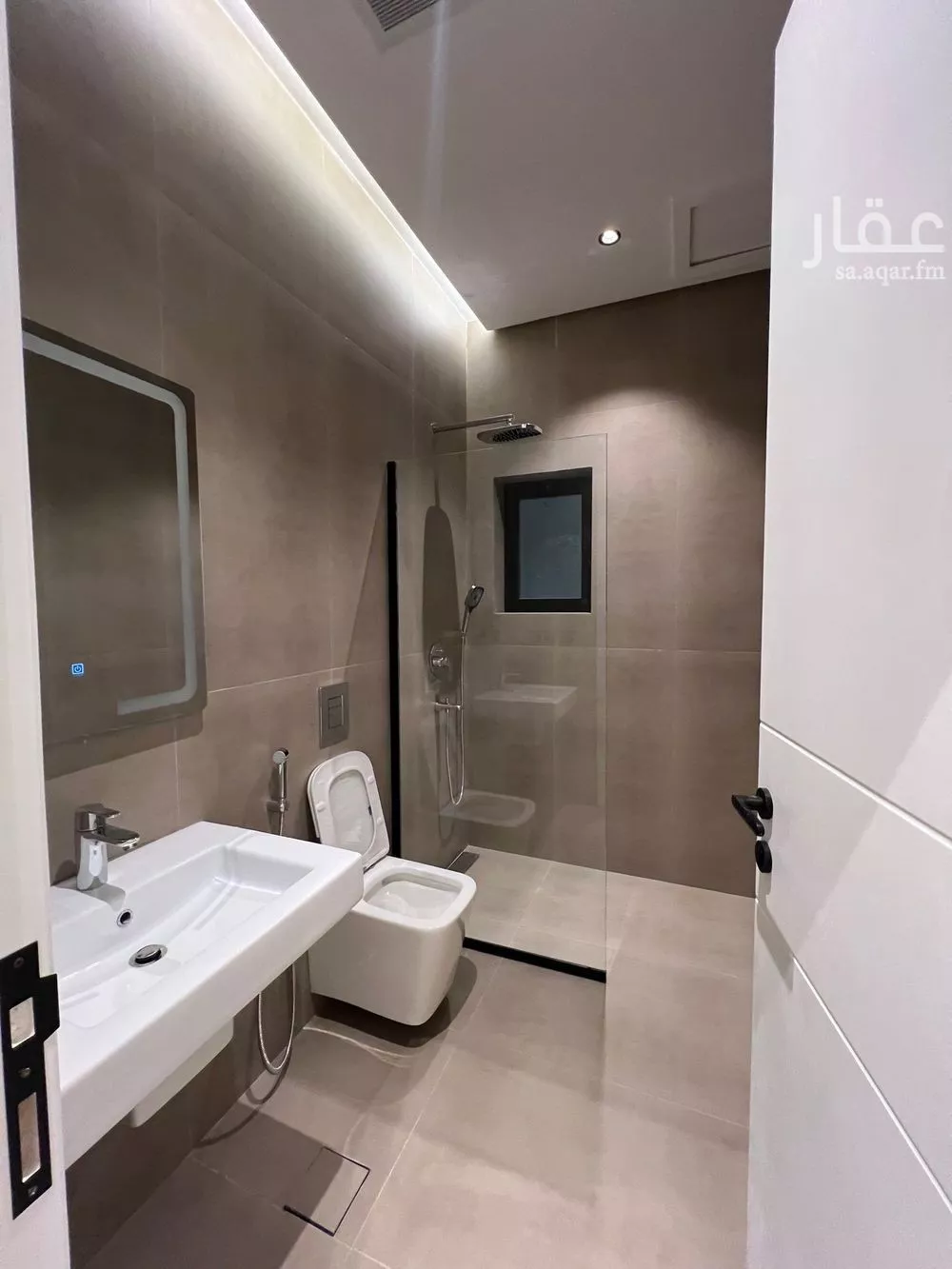 5 bedroom apartment in Al Sawari 5