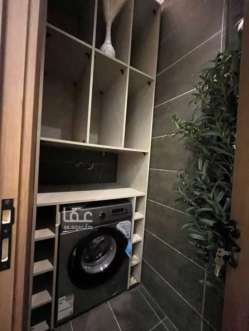 5 bedroom apartment in Al Rehab 5
