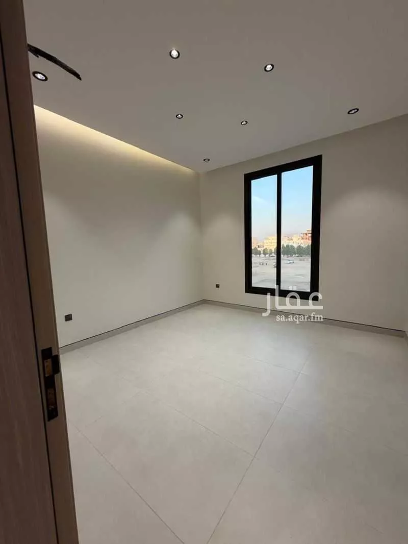 5 bedroom apartment in Al Rabwa 5
