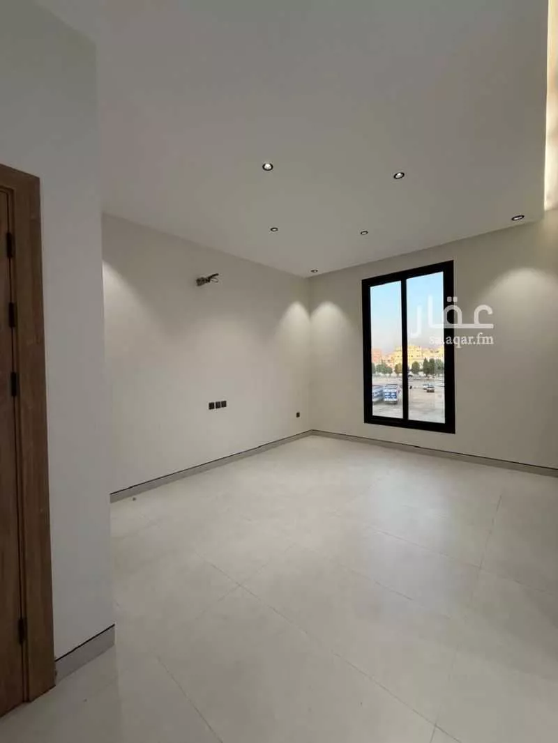5 bedroom apartment in Al Rabwa 6