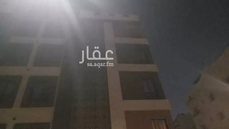 شقة 4 غرف في الروضة 23