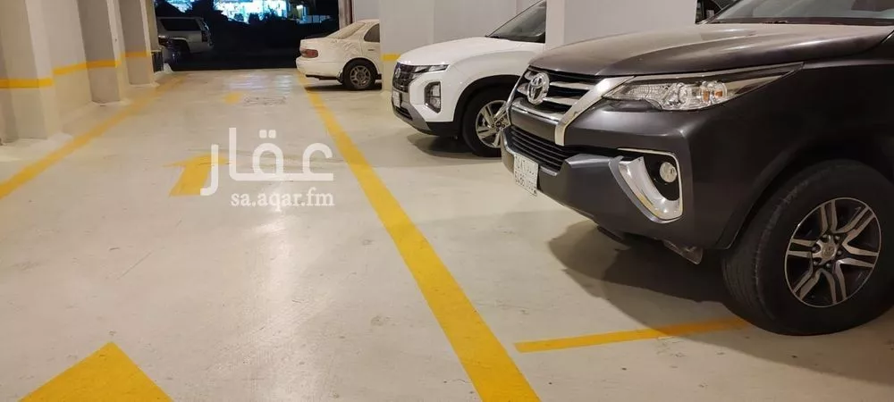 5 bedroom apartment in Muraykh, Jeddah 13