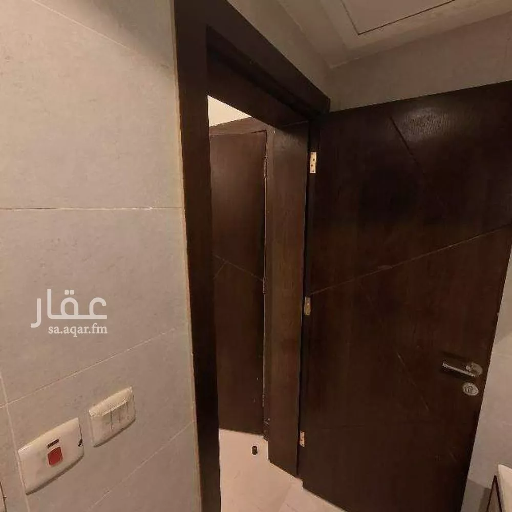 5 bedroom apartment in Al Wahah 11