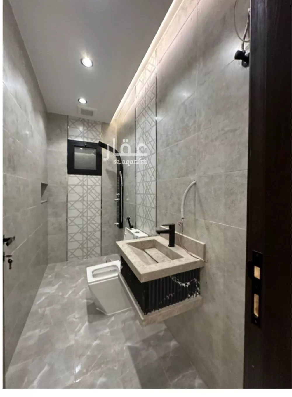 5 bedroom apartment in Ar Rayan 15