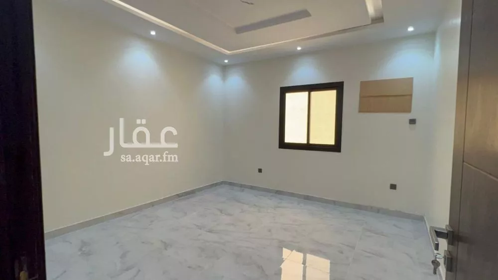 شقة 4 غرف في الريان 7